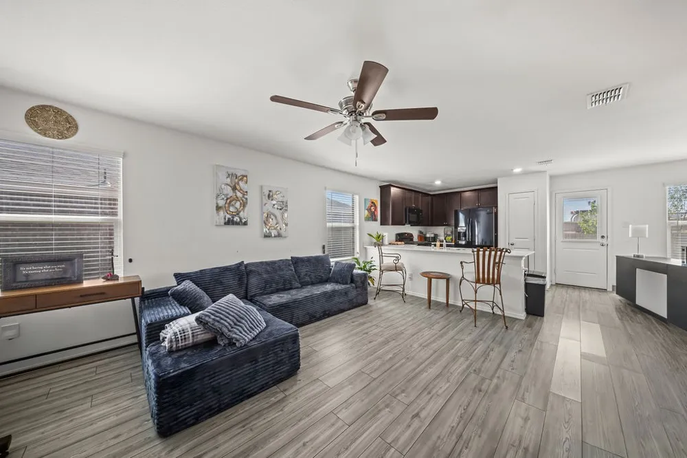 1048 Crestview Drive Hutchins, TX 75141