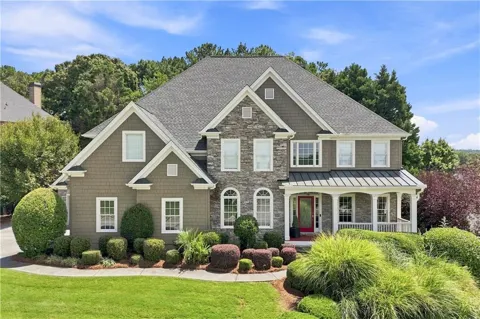 3014 Woodbridge Lane