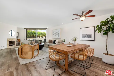 7301 Vista Del Mar