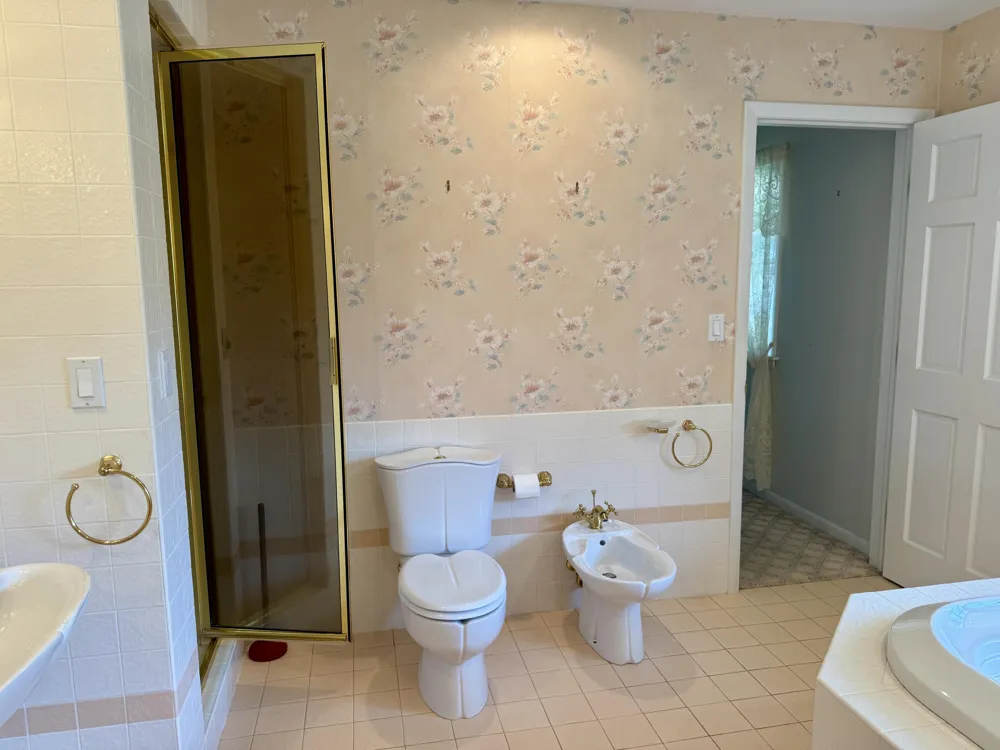 3007 Lakeshore Drive Fennville, MI 49408