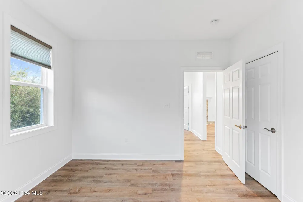 400 S Kingfisher Lane S Hampstead, NC 28443