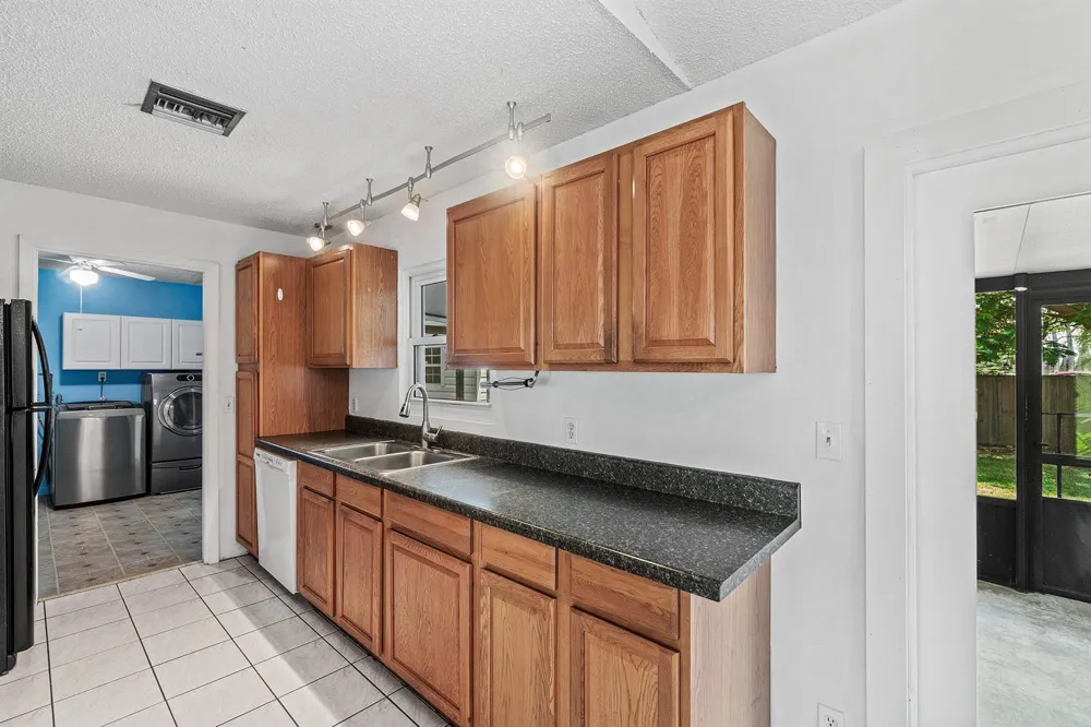 7442 Canal Drive Lake Worth, FL 33467