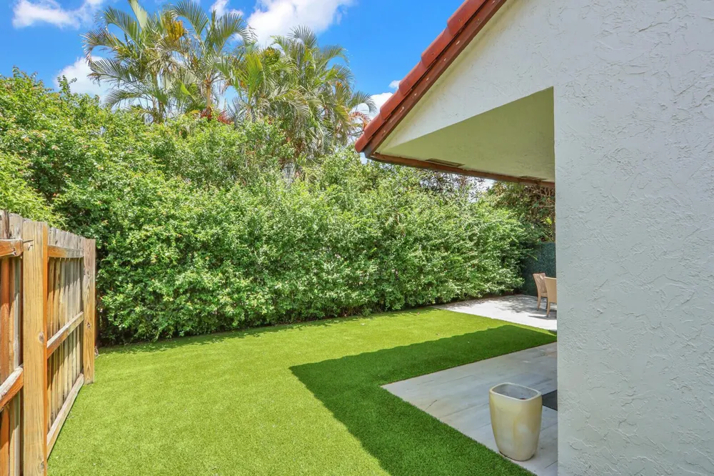 13483 FOUNTAIN VIEW BOULEVARD Wellington, FL 33414