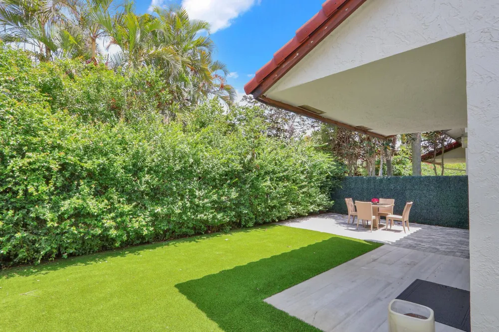 13483 FOUNTAIN VIEW BOULEVARD Wellington, FL 33414