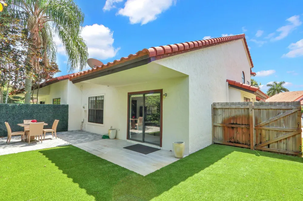 13483 FOUNTAIN VIEW BOULEVARD Wellington, FL 33414