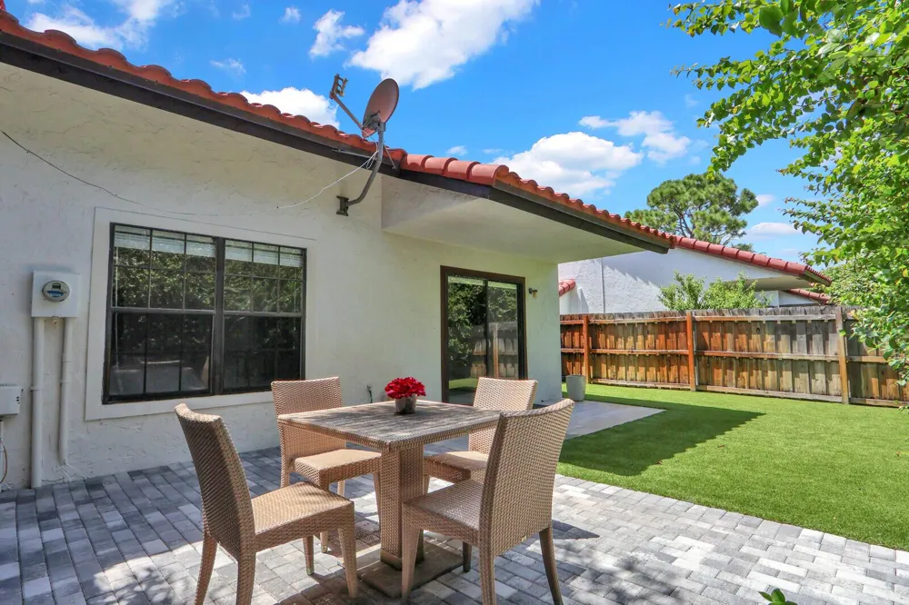13483 FOUNTAIN VIEW BOULEVARD Wellington, FL 33414