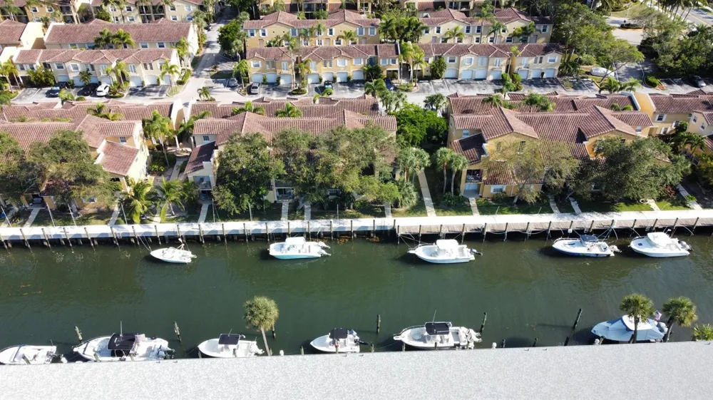 1125 Lake Shore Drive #202 Lake Park, FL 33403
