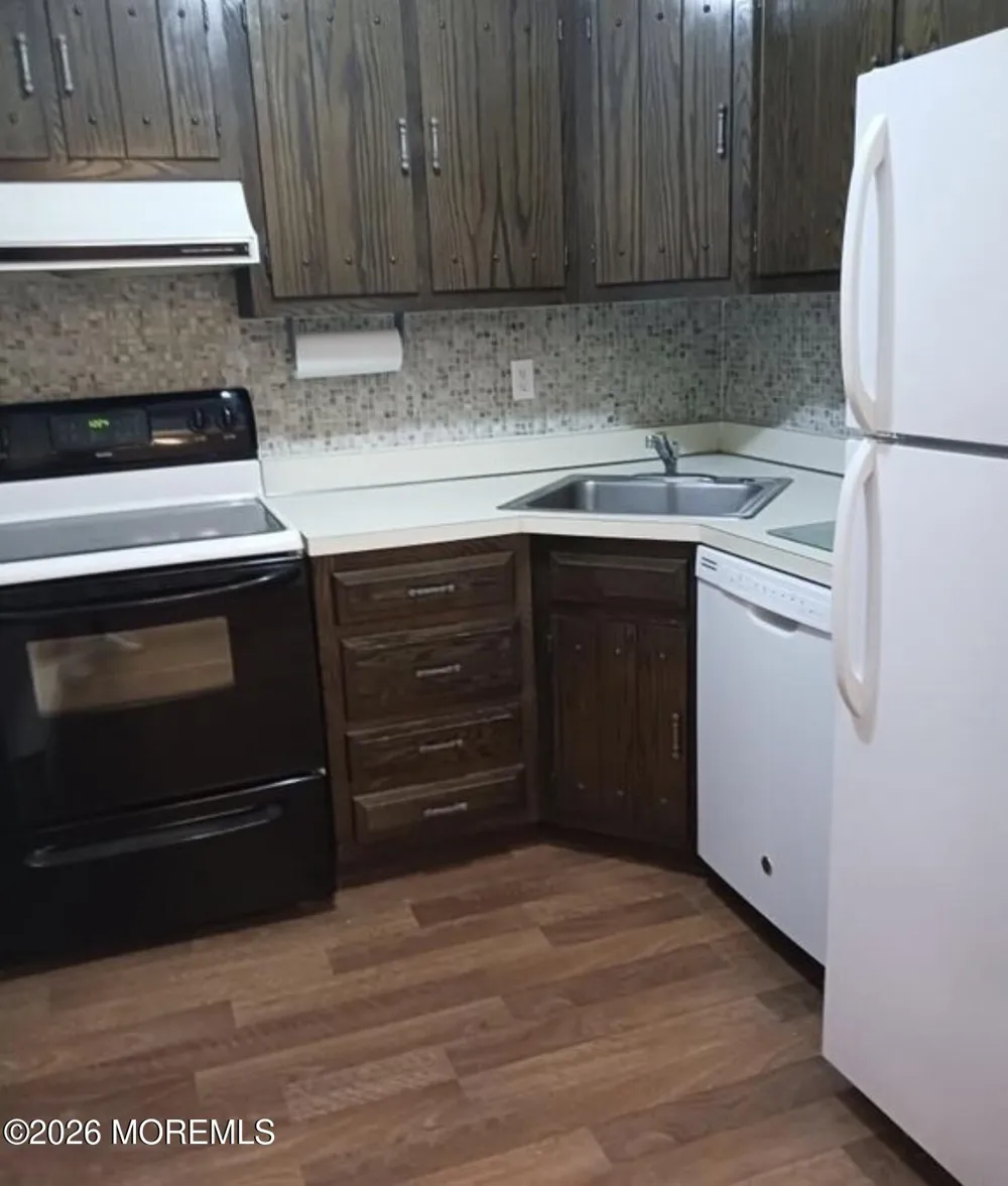 99 Arrowood Road #J Manalapan, NJ 07726