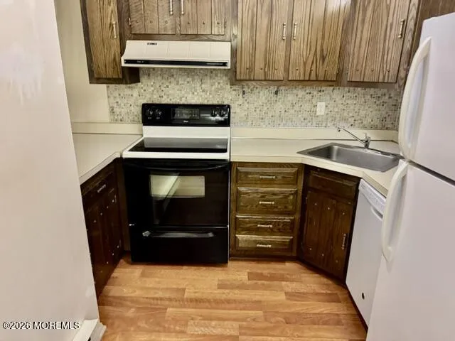 99 Arrowood Road #J Manalapan, NJ 07726