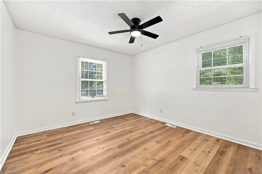 5503 Mallard Drive Browns Summit, NC 27214