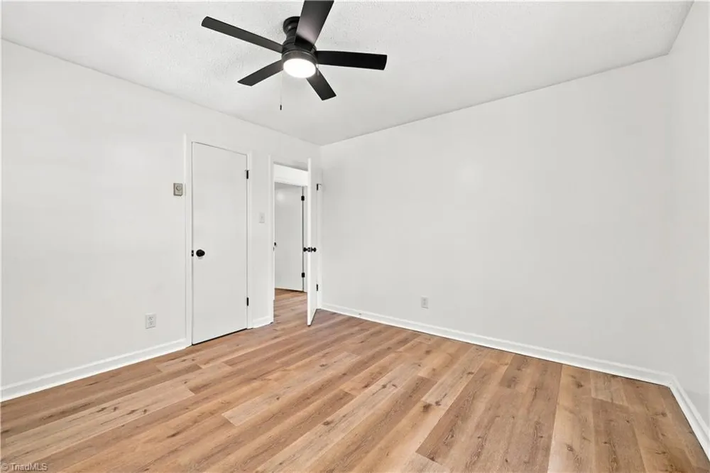 5503 Mallard Drive Browns Summit, NC 27214
