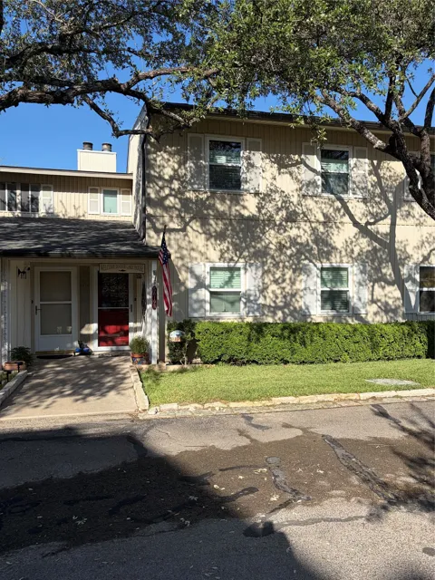 5619 Thunderbird Court #B