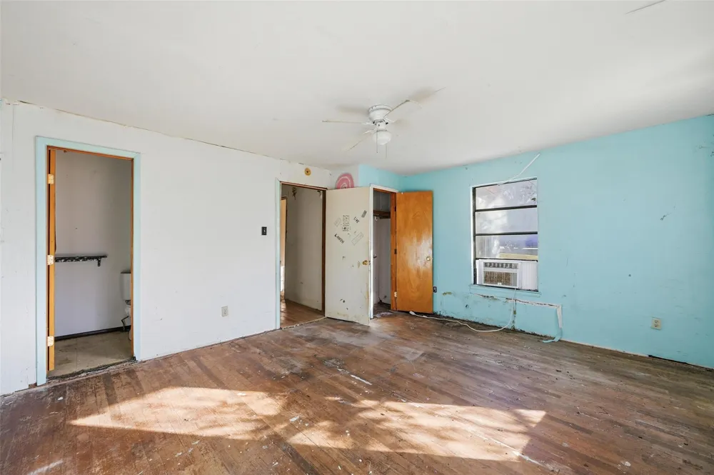 604 S Spears Street Alvarado, TX 76009