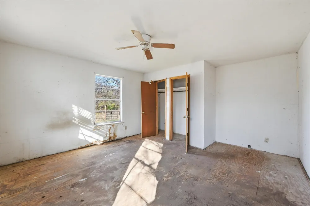 604 S Spears Street Alvarado, TX 76009
