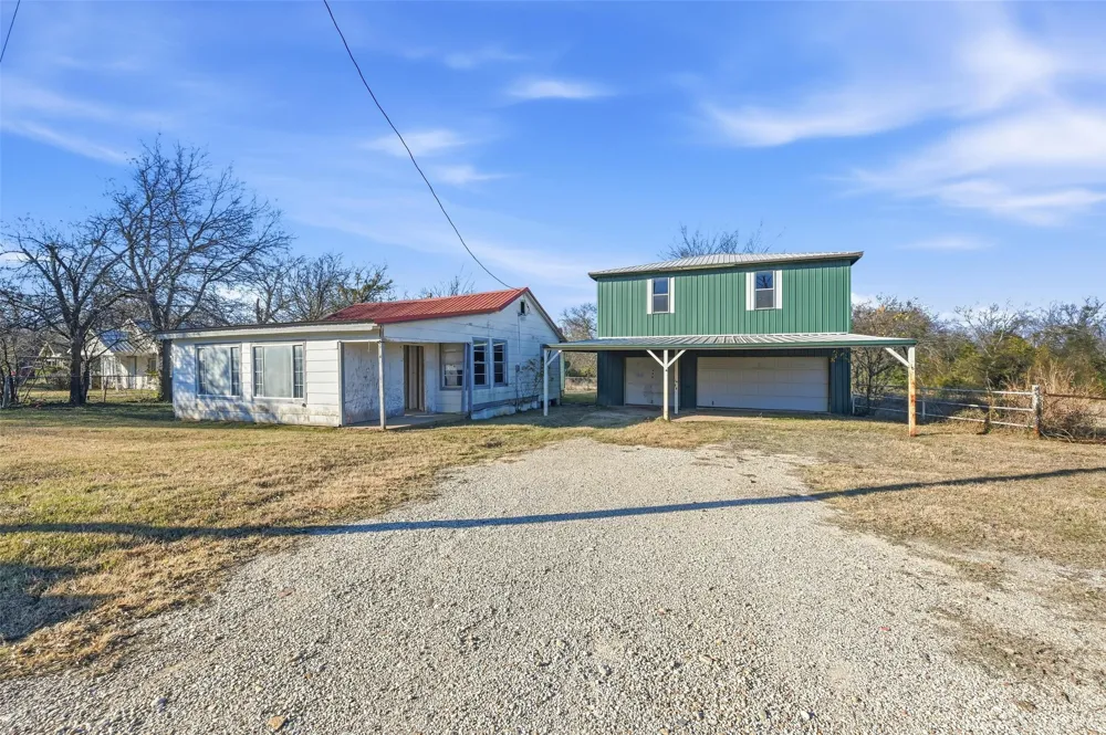 604 S Spears Street Alvarado, TX 76009