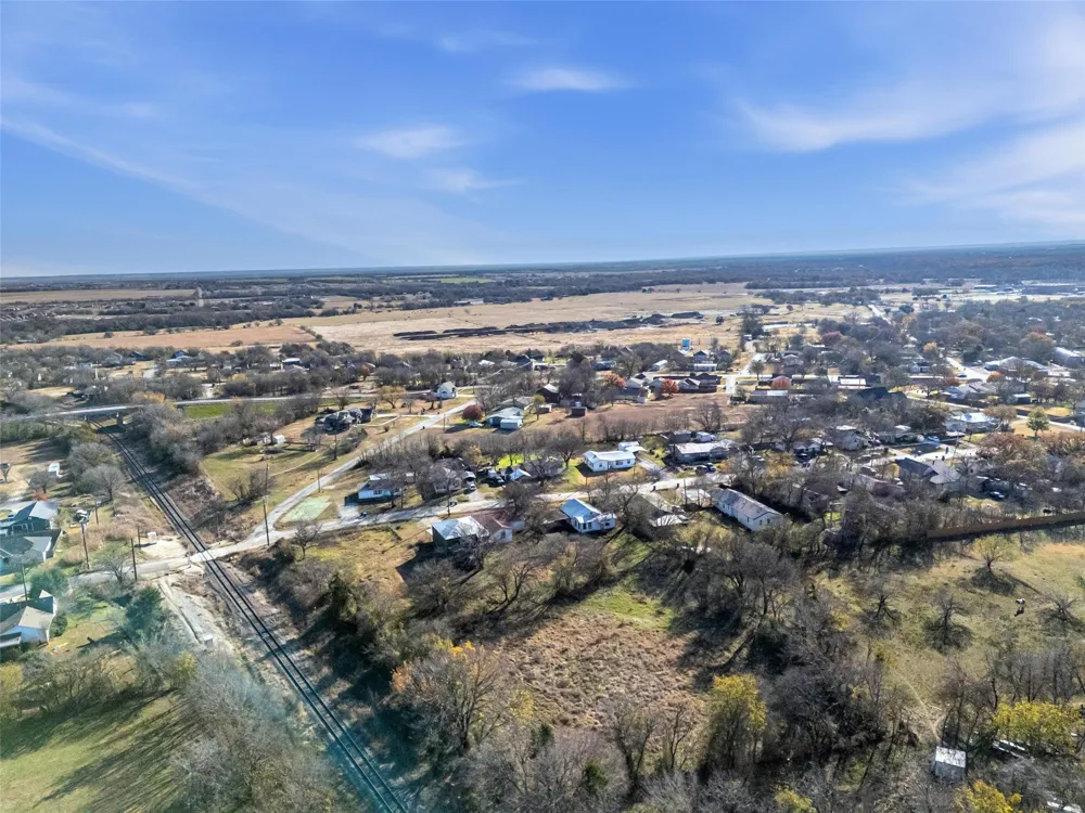 604 S Spears Street Alvarado, TX 76009