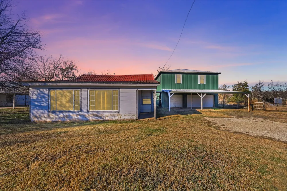 604 S Spears Street Alvarado, TX 76009