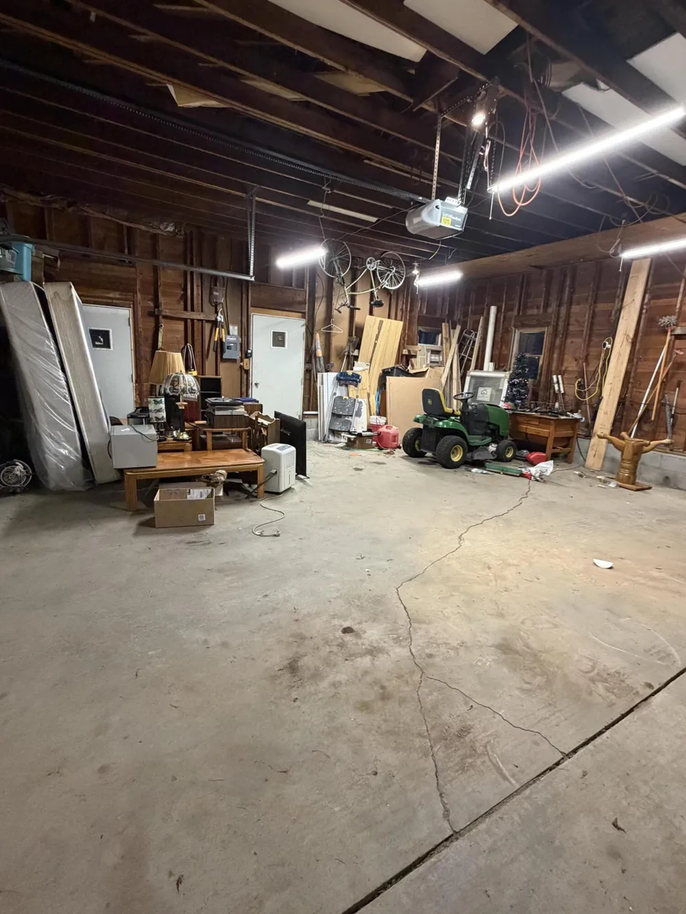 12215 Leonard Road Nunica, MI 49448