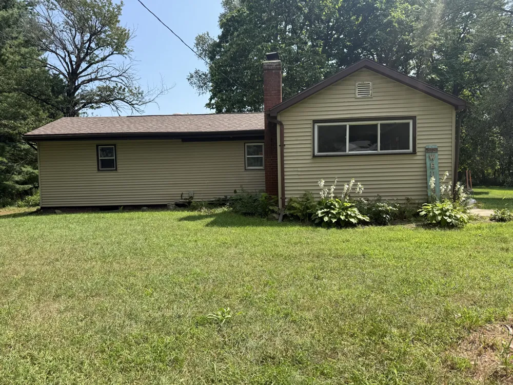 11826 9 1/2 Mile Road Ceresco, MI 49033