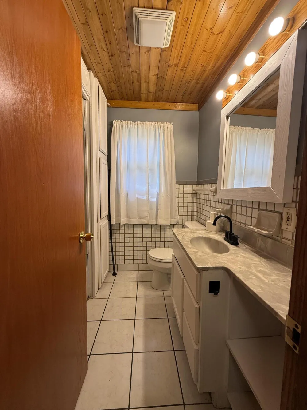 11826 9 1/2 Mile Road Ceresco, MI 49033