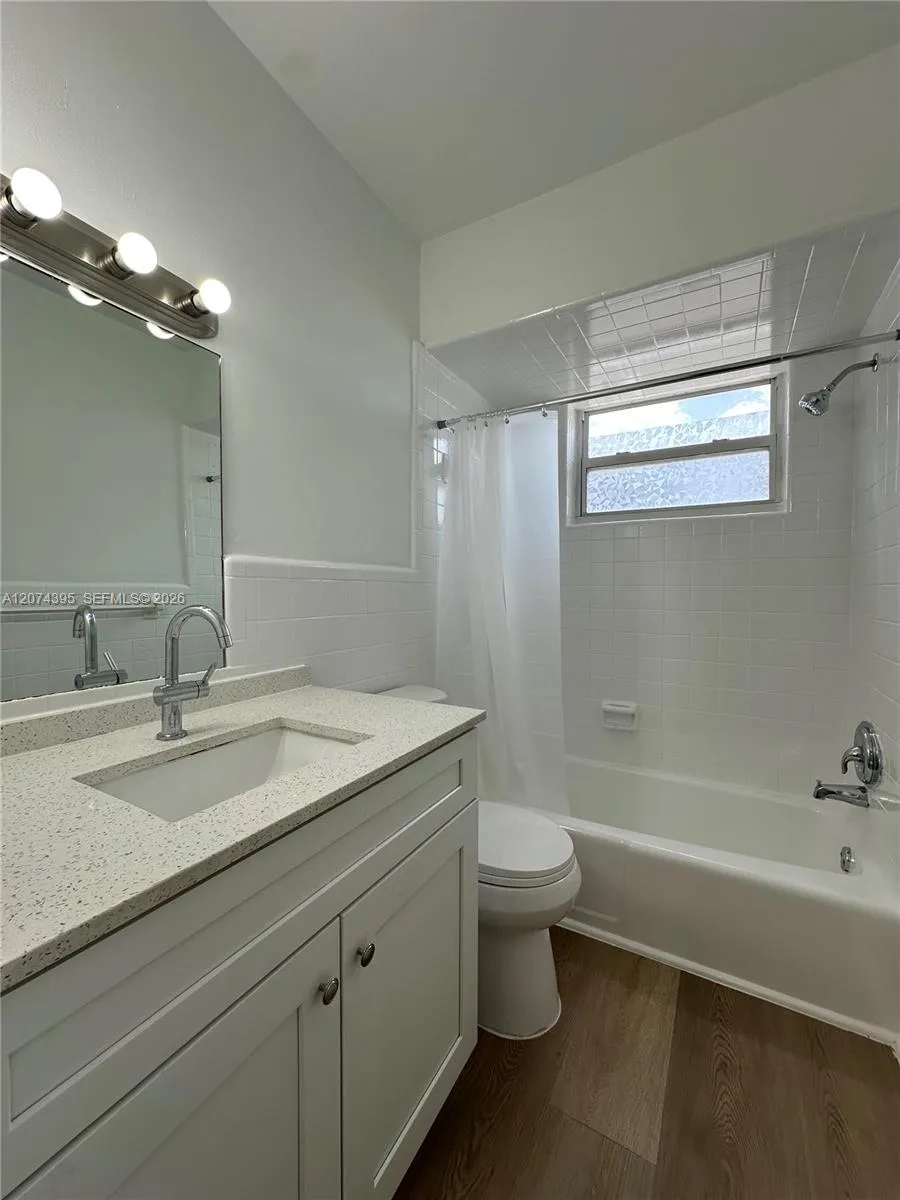 2822 Van Buren St #101 Hollywood, FL 33020