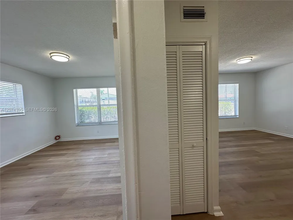 2822 Van Buren St #101 Hollywood, FL 33020