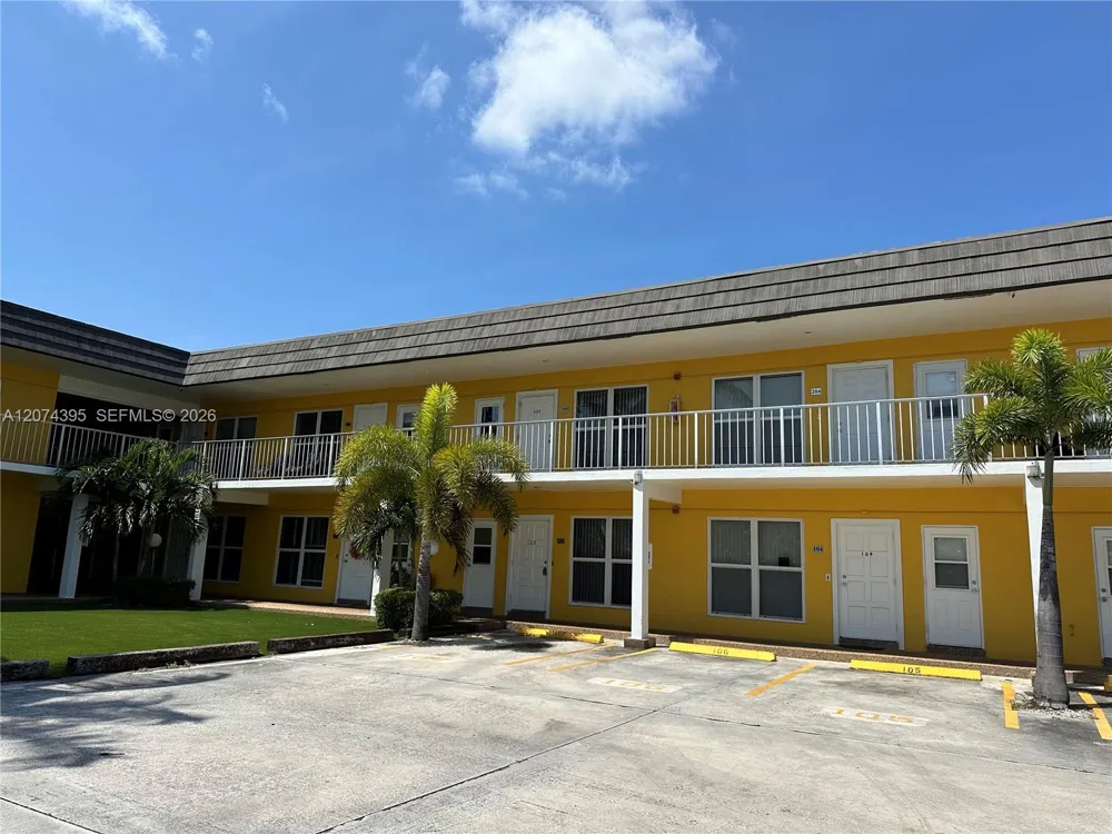 2822 Van Buren St #101 Hollywood, FL 33020