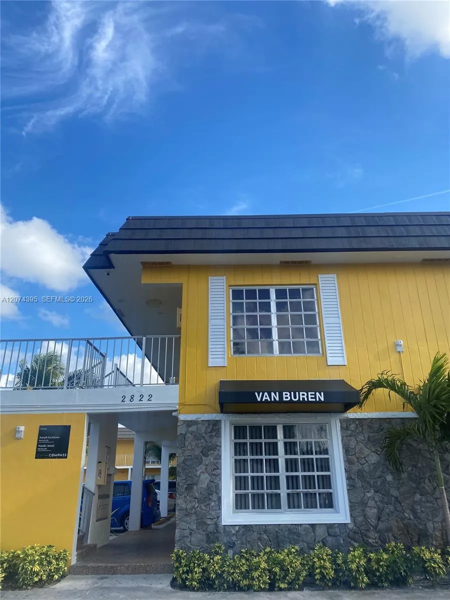 2822 Van Buren St #101 Hollywood, FL 33020