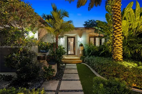 231 Fluvia Ave #-