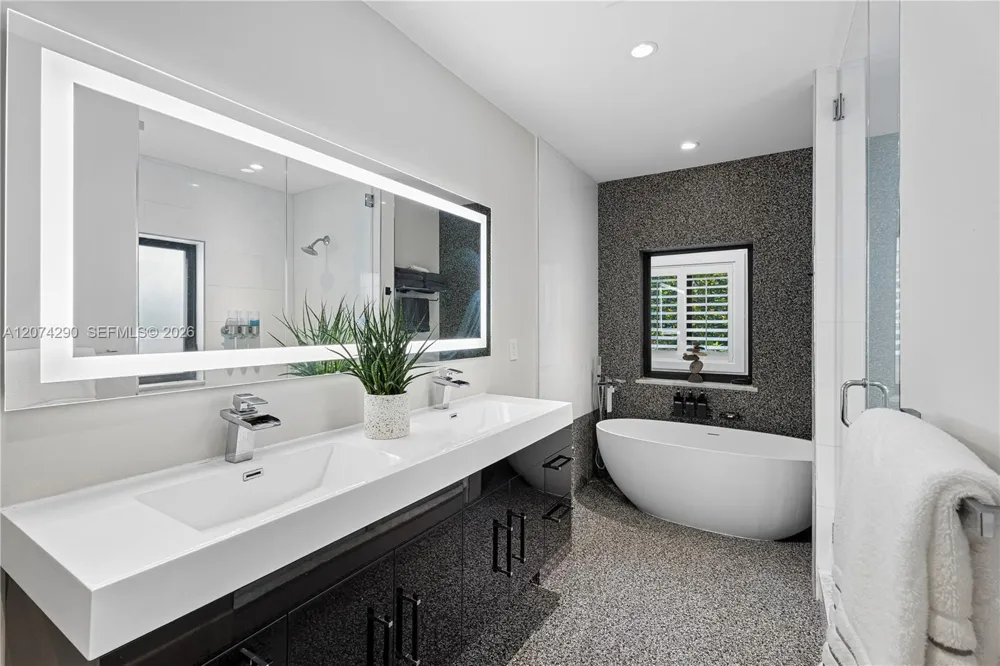 231 Fluvia Ave #- Coral Gables, FL 33134