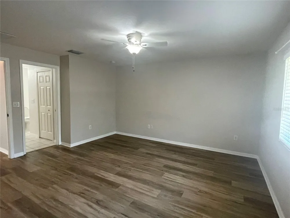 18143 PORTSIDE ST Tampa, FL 33647