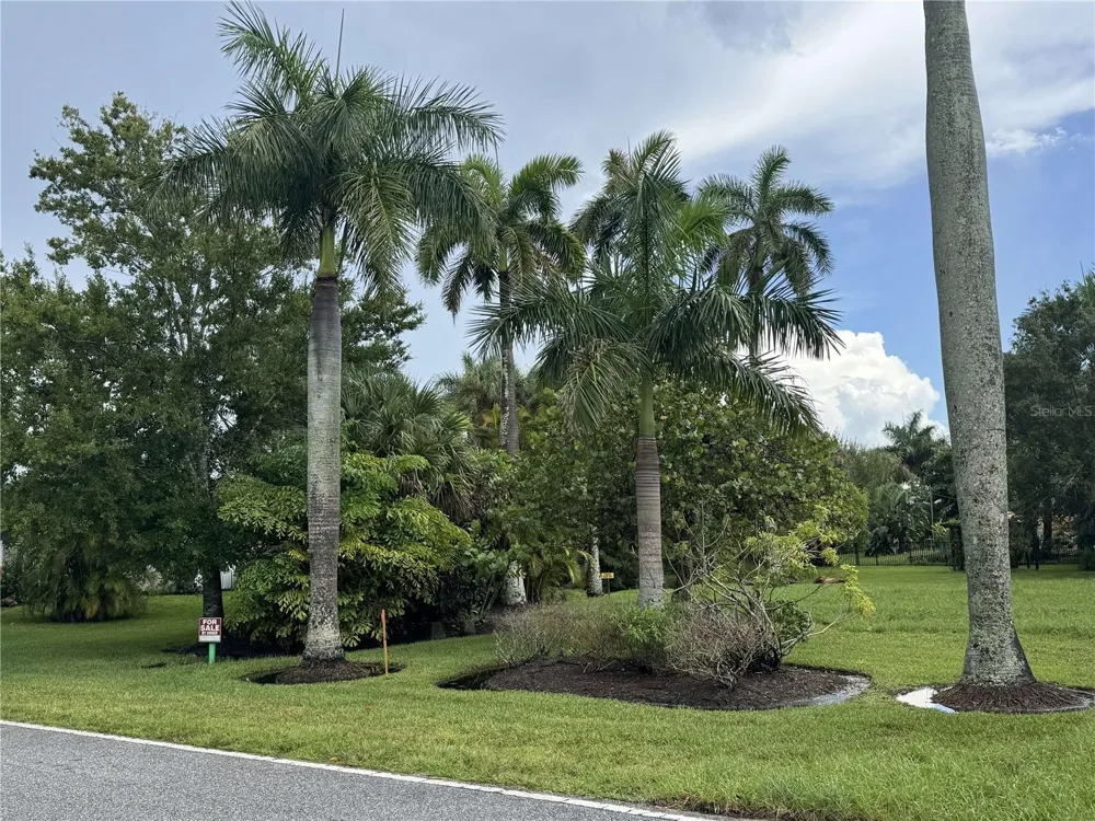 325 W WILLIAM STREET Punta Gorda, FL 33950