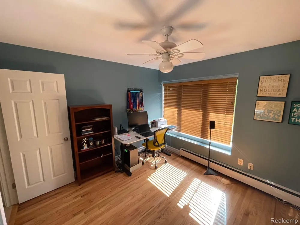 359 CONCORD PL APT 4 Bloomfield Charter Township, MI 48304