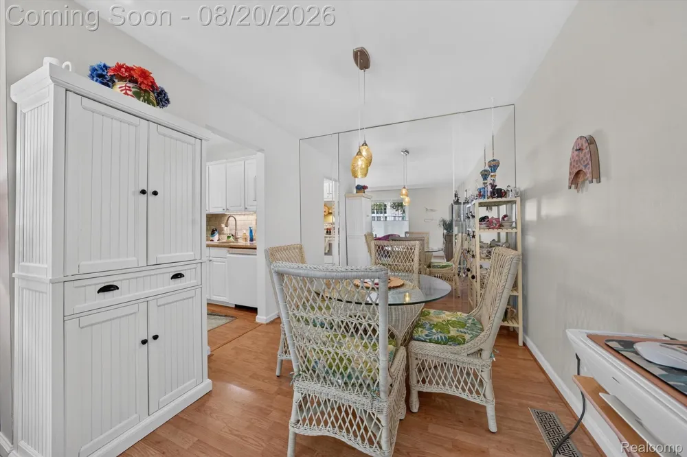 629 E Fox Hills Drive #44 Bloomfield Hills City, MI 48304