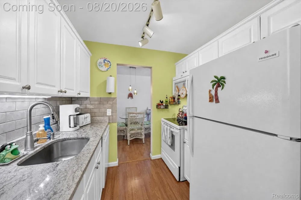 629 E Fox Hills Drive #44 Bloomfield Hills City, MI 48304