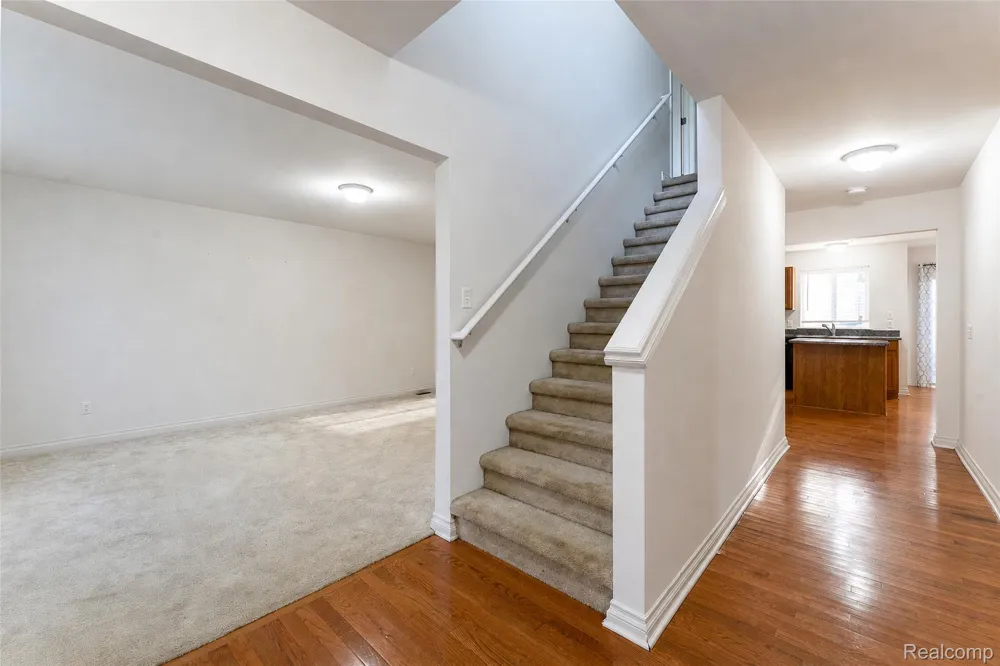 446 Cherry Stone Drive Canton Charter Township, MI 48188
