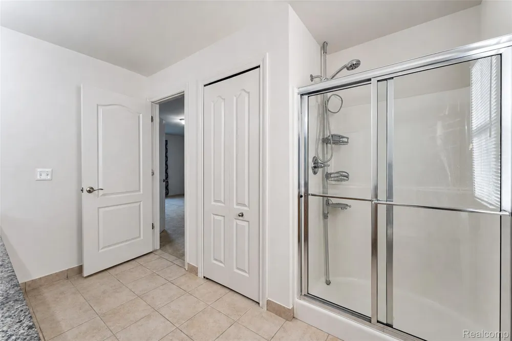 446 Cherry Stone Drive Canton Charter Township, MI 48188