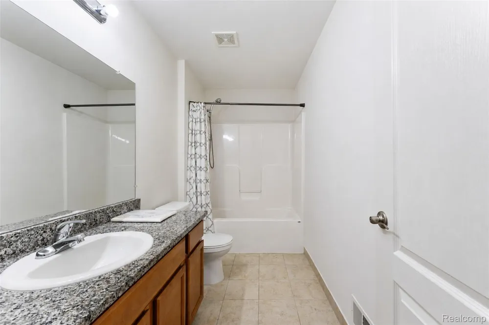 446 Cherry Stone Drive Canton Charter Township, MI 48188