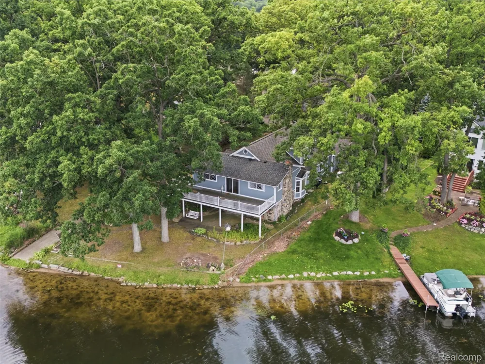 8954 Patrick Drive Springfield Charter Township, MI 48350