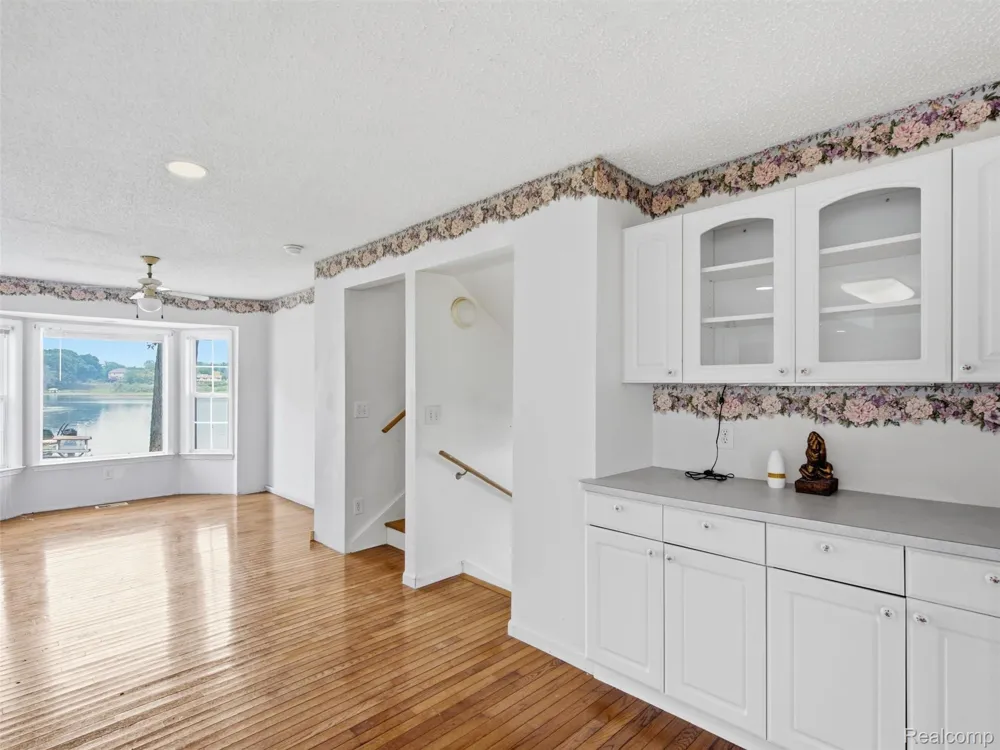 8954 Patrick Drive Springfield Charter Township, MI 48350