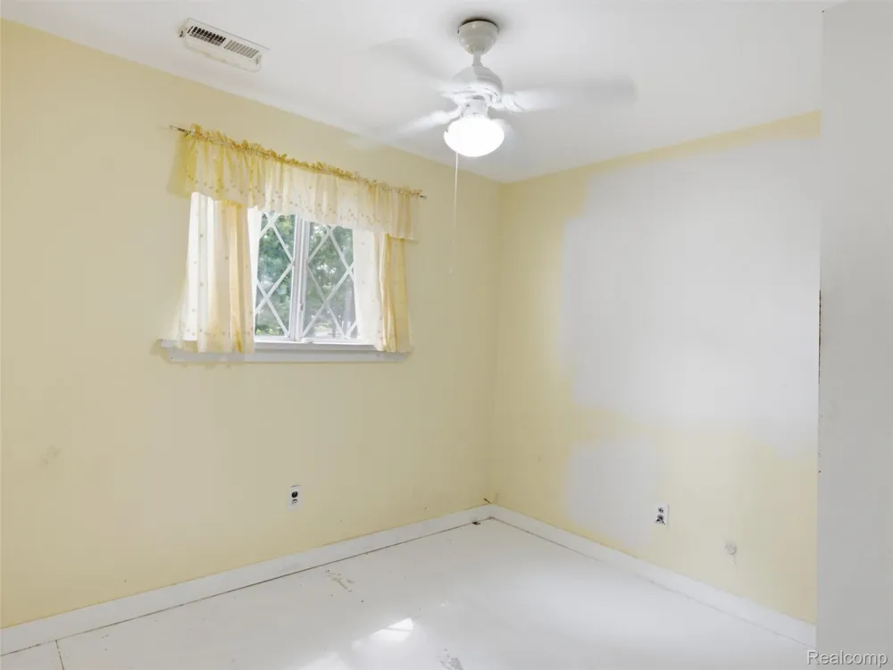 8954 Patrick Drive Springfield Charter Township, MI 48350