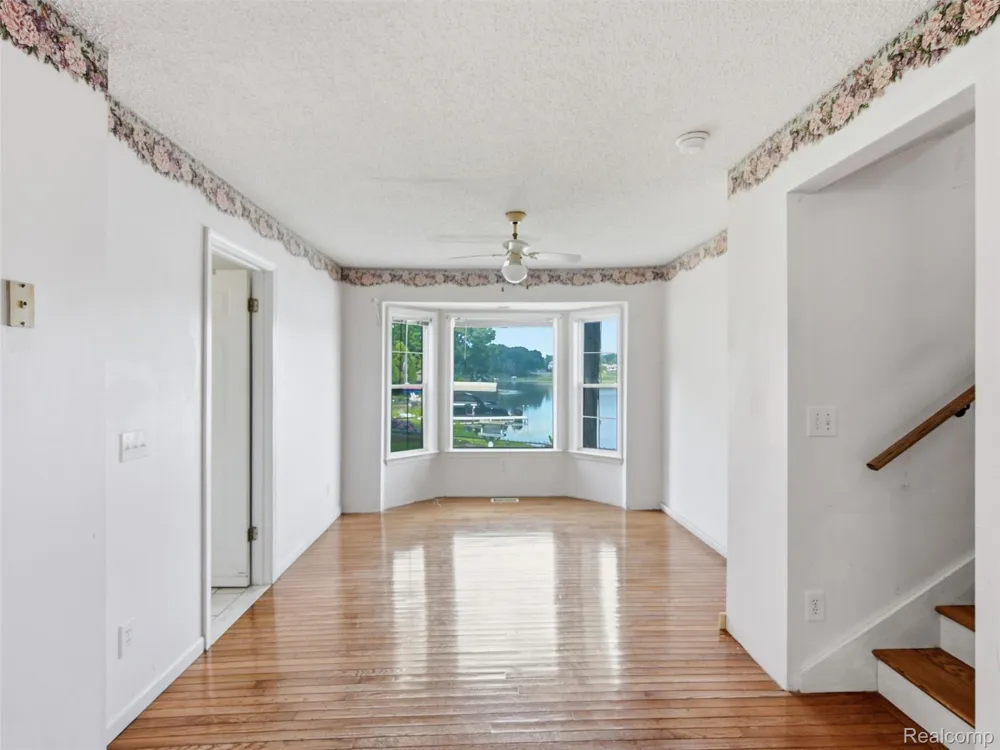 8954 Patrick Drive Springfield Charter Township, MI 48350