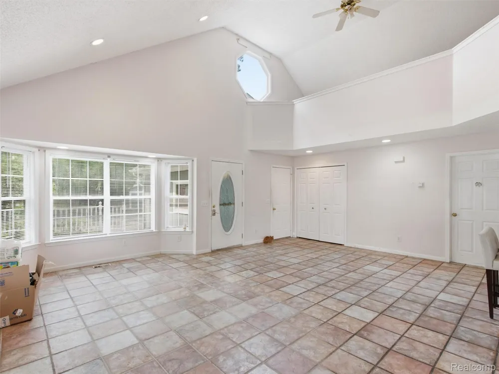 8954 Patrick Drive Springfield Charter Township, MI 48350