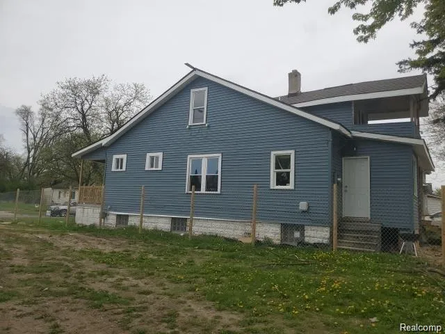15389 Dexter Street Detroit City, MI 48238