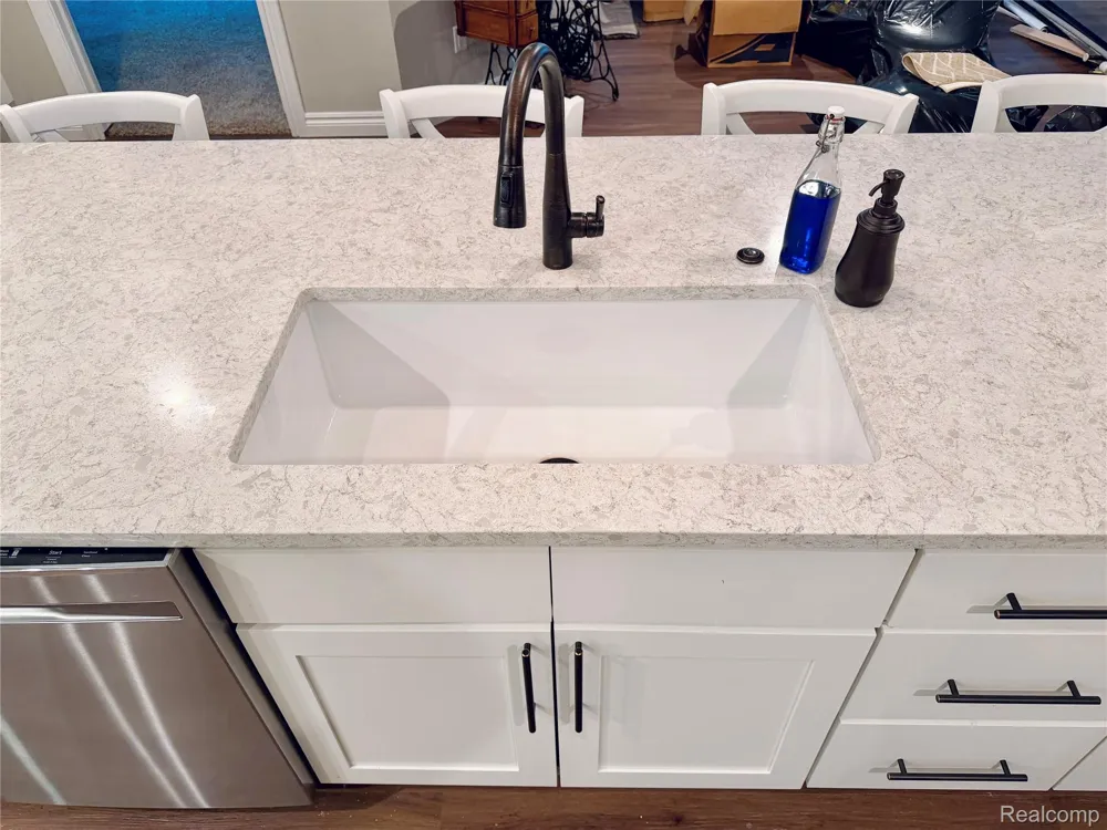 9360 Oakmont Drive Independence Charter Township, MI 48348