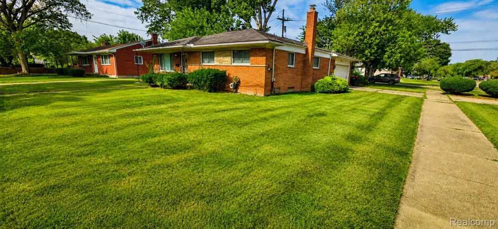 25055 Pierce Street Southfield City, MI 48075