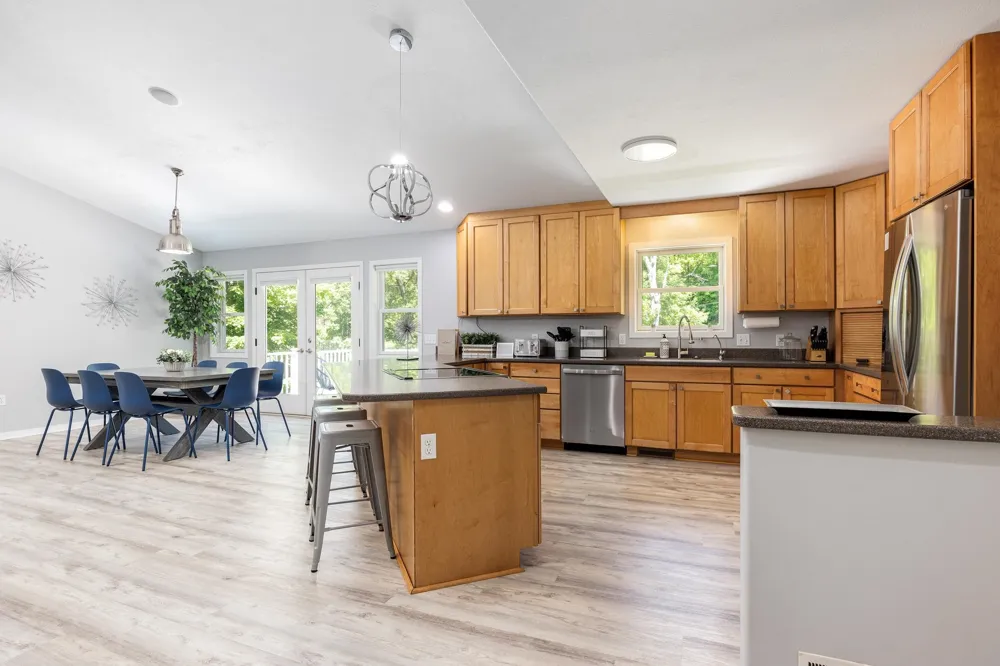 4301 W Burdickville Road Empire Township, MI 49664
