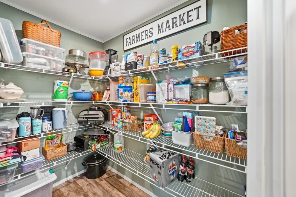 21222 21 Mile Road Burdell Township, MI 49688