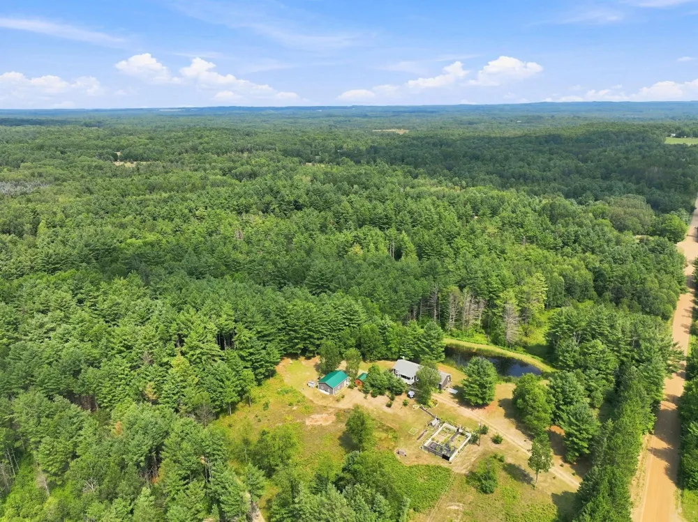 21222 21 Mile Road Burdell Township, MI 49688