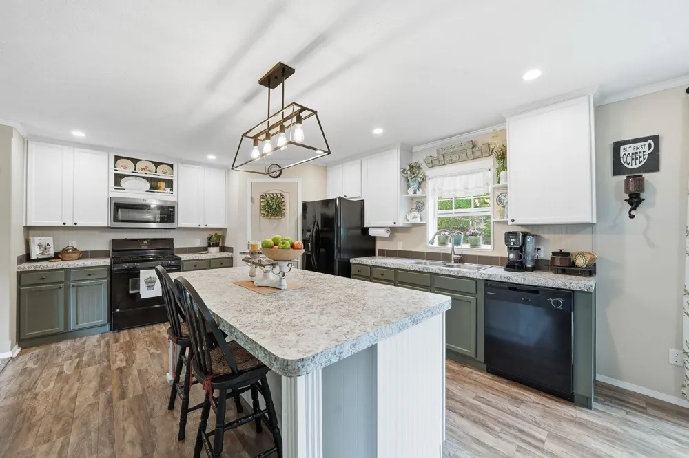 21222 21 Mile Road Burdell Township, MI 49688